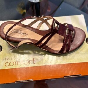 Strictly Comfort Sandals.  Size 9M(B)